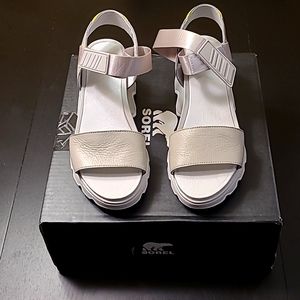 Sorel Women's Kinetic Sandal Dove *NEW* In Box Size 9